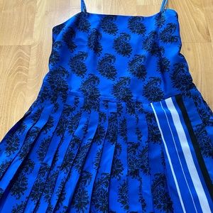 Banana republic pleated side slit midi dress